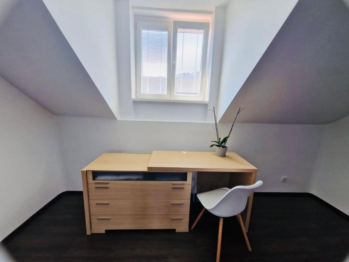 Apartman blumental centrum Bratislava Exterior foto